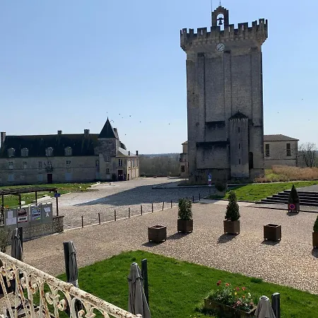 Appartement Face Au Donjon Pons Exterior foto